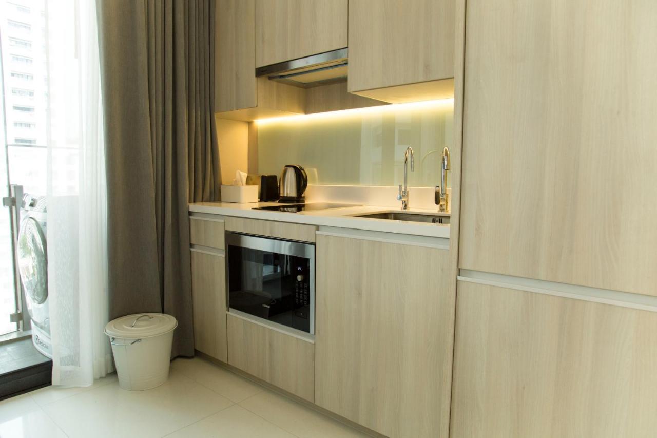 Апартаменти Sukhumvit 11#Luxury#Pool#Gym#Bts Nana&Mrt Sukhumvit#1Br#Max4Ppl Бангкок Екстер'єр фото