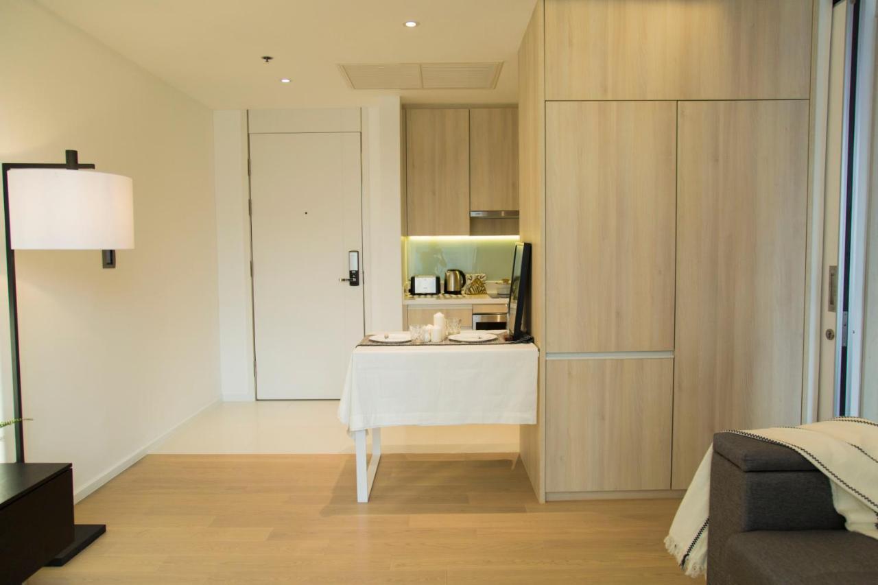 Апартаменти Sukhumvit 11#Luxury#Pool#Gym#Bts Nana&Mrt Sukhumvit#1Br#Max4Ppl Бангкок Екстер'єр фото