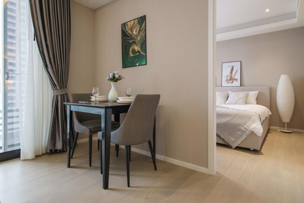 Апартаменти Sukhumvit 11#Luxury#Pool#Gym#Bts Nana&Mrt Sukhumvit#1Br#Max4Ppl Бангкок Екстер'єр фото