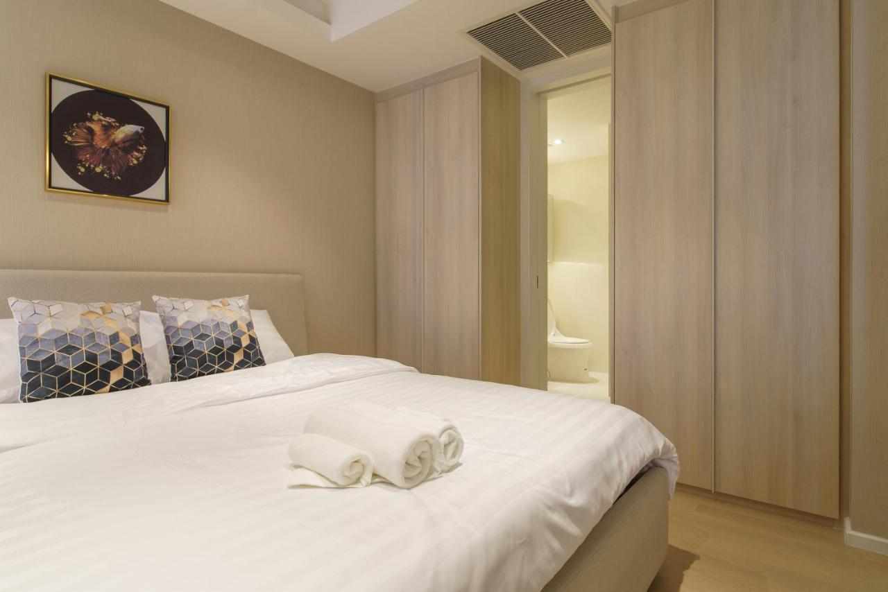 Апартаменти Sukhumvit 11#Luxury#Pool#Gym#Bts Nana&Mrt Sukhumvit#1Br#Max4Ppl Бангкок Екстер'єр фото