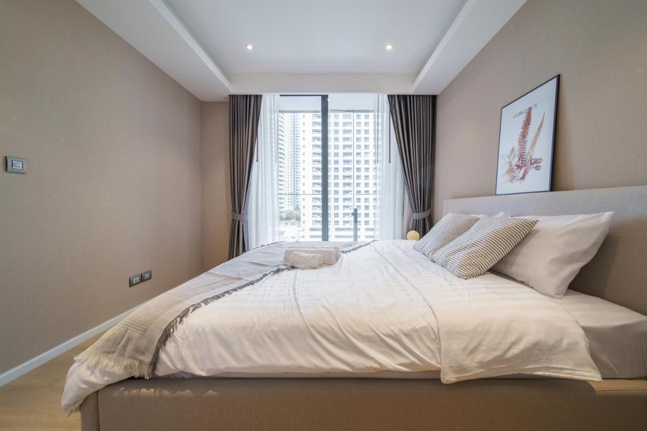 Апартаменти Sukhumvit 11#Luxury#Pool#Gym#Bts Nana&Mrt Sukhumvit#1Br#Max4Ppl Бангкок Екстер'єр фото