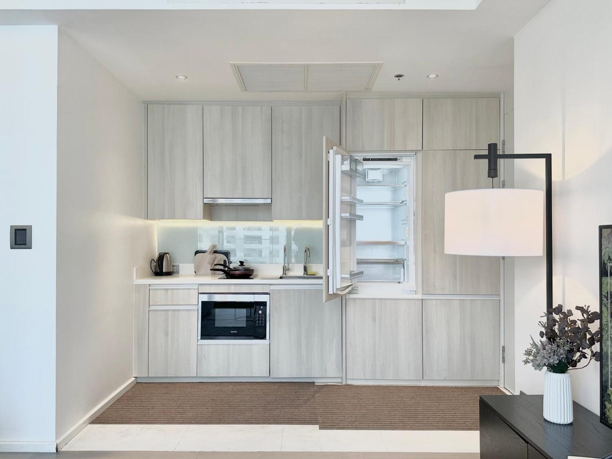 Апартаменти Sukhumvit 11#Luxury#Pool#Gym#Bts Nana&Mrt Sukhumvit#1Br#Max4Ppl Бангкок Екстер'єр фото