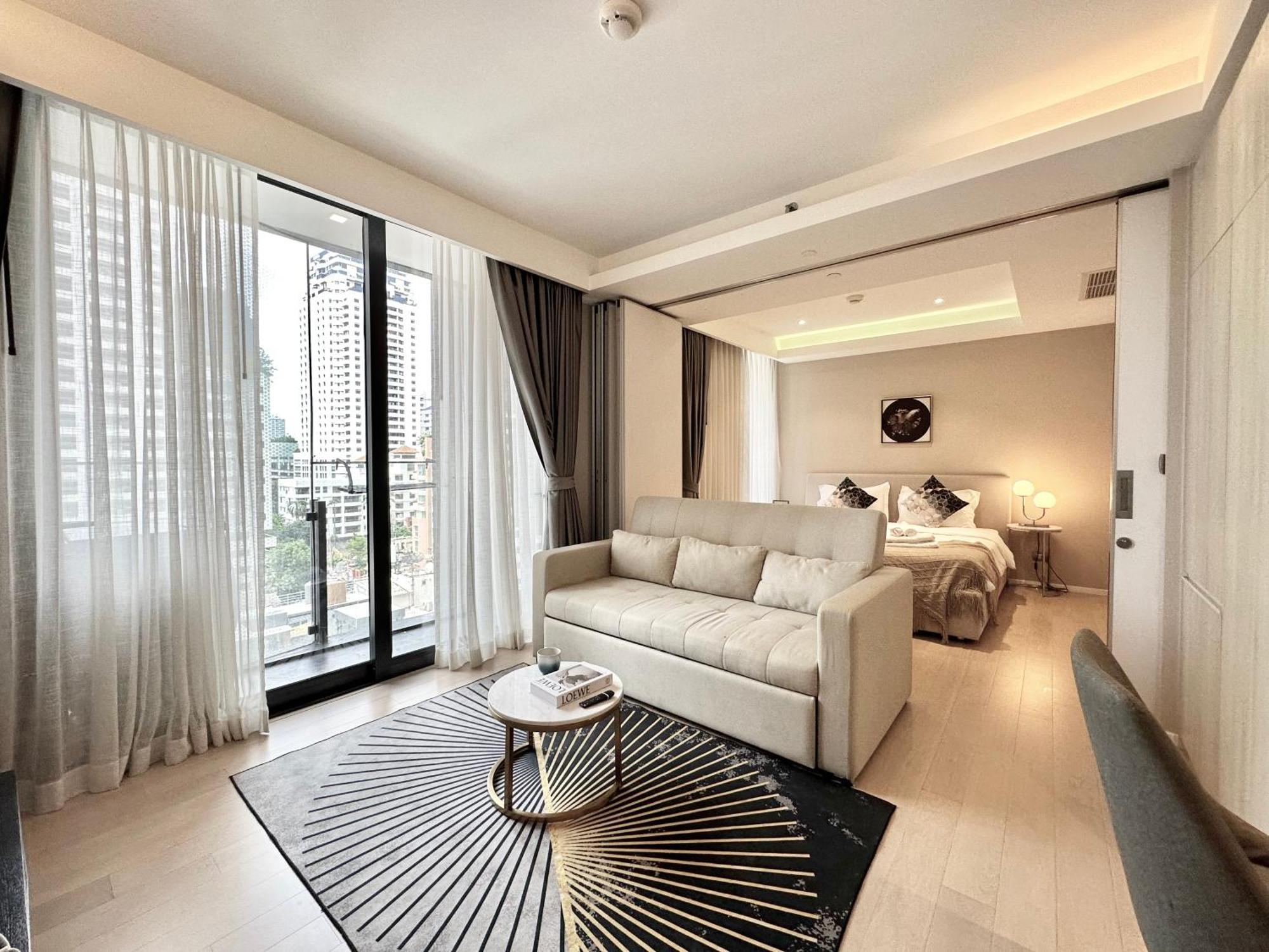 Апартаменти Sukhumvit 11#Luxury#Pool#Gym#Bts Nana&Mrt Sukhumvit#1Br#Max4Ppl Бангкок Екстер'єр фото