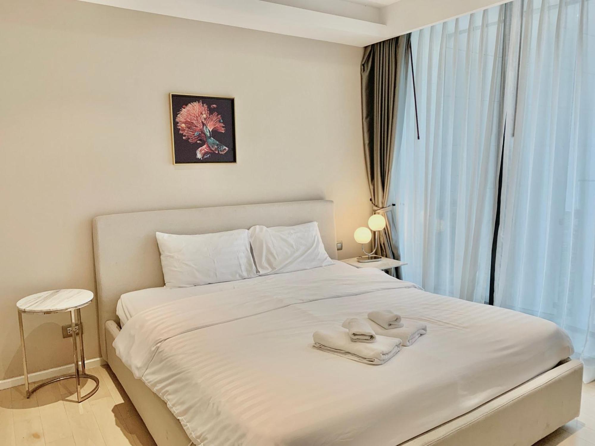 Апартаменти Sukhumvit 11#Luxury#Pool#Gym#Bts Nana&Mrt Sukhumvit#1Br#Max4Ppl Бангкок Екстер'єр фото